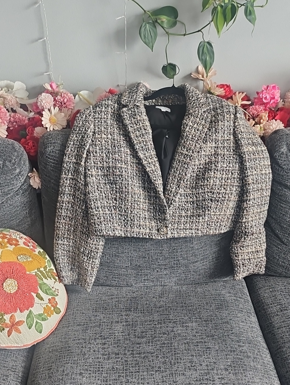 Gianni Bini Tweed Cropped Blazer in Black, Cream & Brown